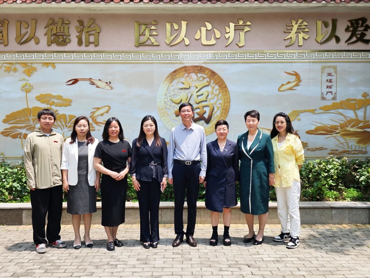 闽江师范高等专科学校医护学院考察团一行莅临福州市国德老年康养中心参观调研