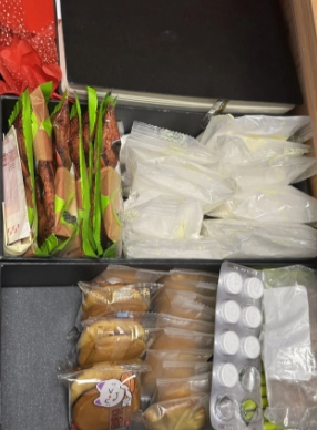 “这里的人情味，让我‘赖’着不想走！”从美国归故里的八旬夫妻选定在国德养老！