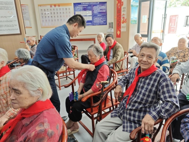 国德康养双节同庆：粽香里品传统，社交币中焕童心