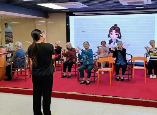 国德养老101：看见夕阳红！银发练习生的排练日常！