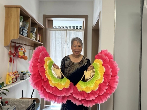“这里的人情味，让我‘赖’着不想走！”从美国归故里的八旬夫妻选定在国德养老！