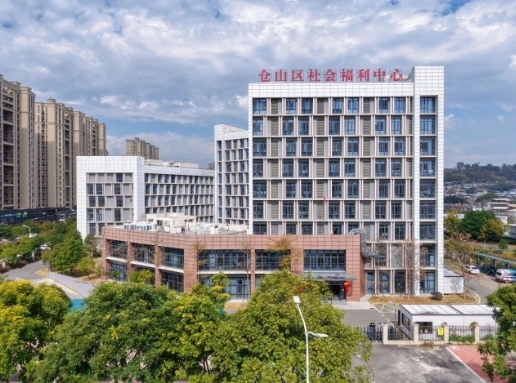 养老院≠老人院！来自台湾60岁“苏大哥”在国德养老，上午休息，午后外出谈生意！