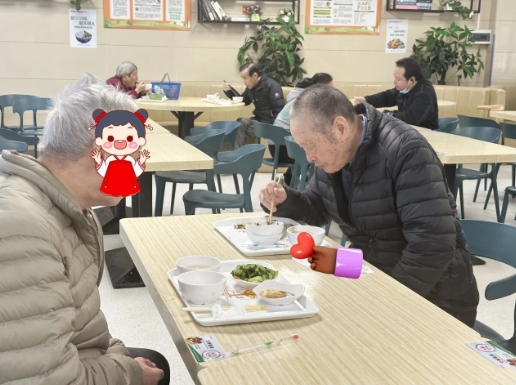 不居家、不请保姆，87岁自理老人主动选国德养老！
