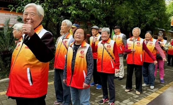 从"被照顾"到"被需要"：养老如何重塑生命的意义？