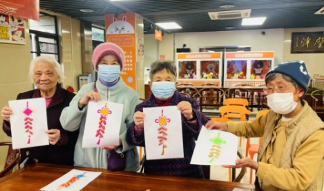 养老院的"快乐制造机"：让银发生活嗨起来！