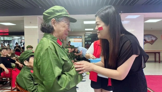 八一·致敬老兵！国德养老，让军人荣光永不褪色！