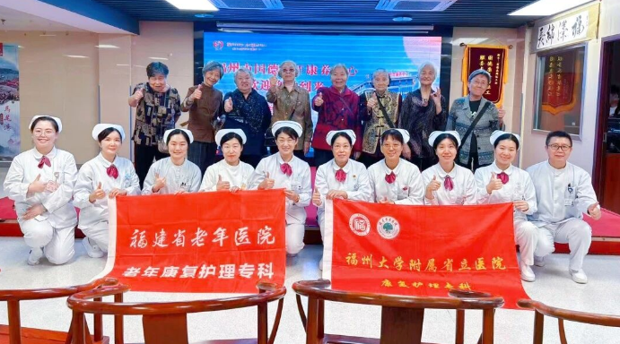 谢谢你们！这个重阳，国德养老因你们的到来而暖意融融！