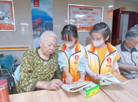 看！国德养老院来了一群特殊“访客”！