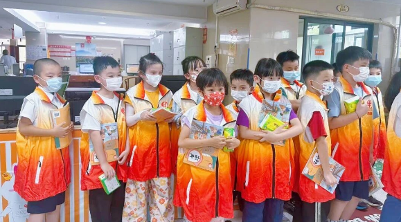 看！国德养老院来了一群特殊“访客”！