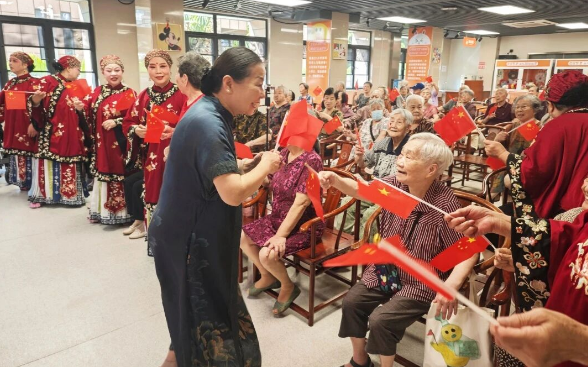 丹桂双节暖银发！国德养老迎越剧盛宴，长者乐享家国团圆