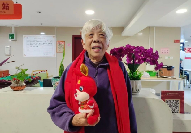 黄奶奶的晚年舞台：当专业护理遇见“老有所乐”