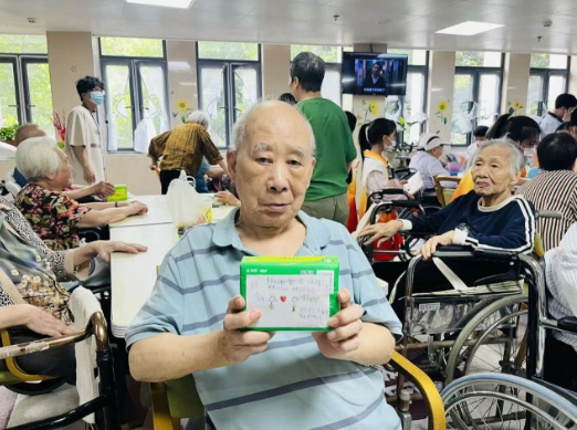 看！国德养老院来了一群特殊“访客”！
