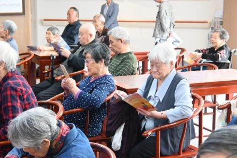 这碗饺子，包的是“平安馅”！《我执法·我普法》走进国德守护“夕阳红”