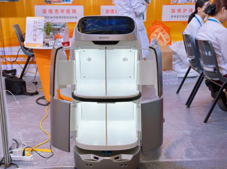 聚焦首届海峡养老产业博览会！国德养老参展亮相！