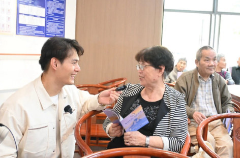 这碗饺子，包的是“平安馅”！《我执法·我普法》走进国德守护“夕阳红”