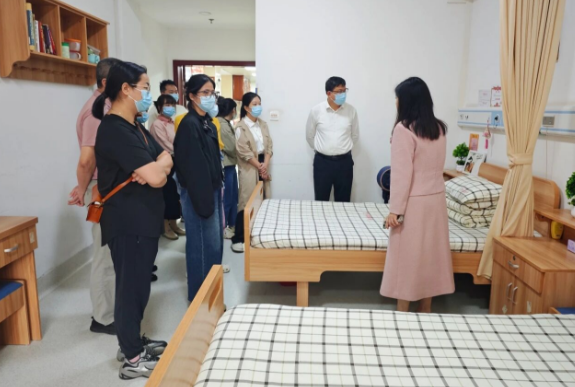 医养结合人才共育：福建医科大学附属协和医院老年医学人才培训项目学员走进国德参观学习
