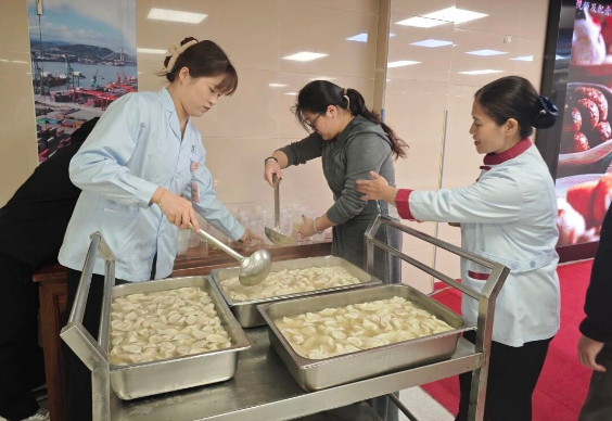 暖饺甜汤圆，爷爷奶奶的冬至 “家” 年华！