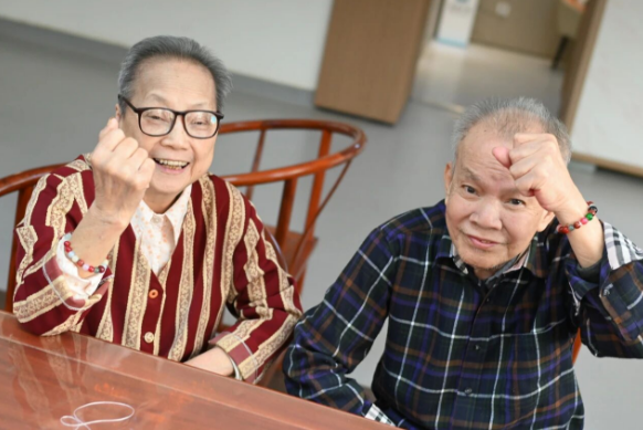 从妇产科到养老院，她的护理哲学始终温暖