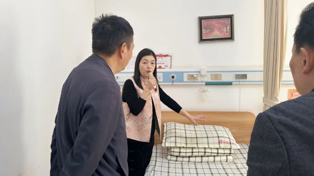 重庆市永川区政府考察团一行莅临福州市国德老年康养中心参观考察 重庆市永川区政府考察团一行莅临福州市国德老年康养中心参观考察