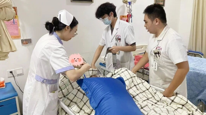 国德医养结合部：养老楼里的医疗前哨与急救先锋！