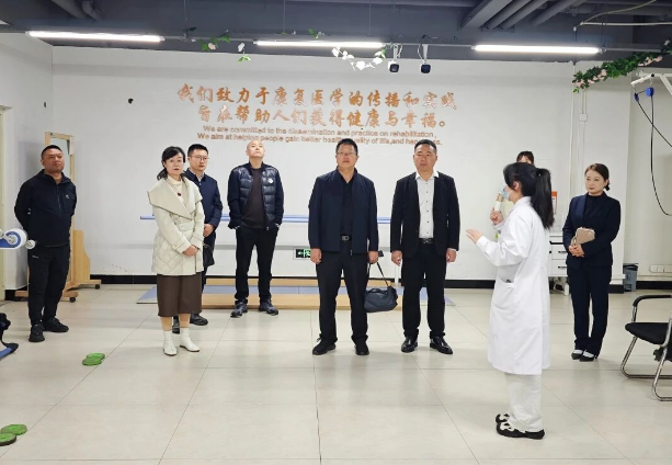 大理市城乡建设投资有限责任公司、大理市公共租赁住房运营管理有限公司考察团莅临福州市国德老年康养中心参观考察 大理市城乡建设投资有限责任公司、大理市公共租赁住房运营管理有限公司考察团莅临福州市国德老年康养中心参观考察