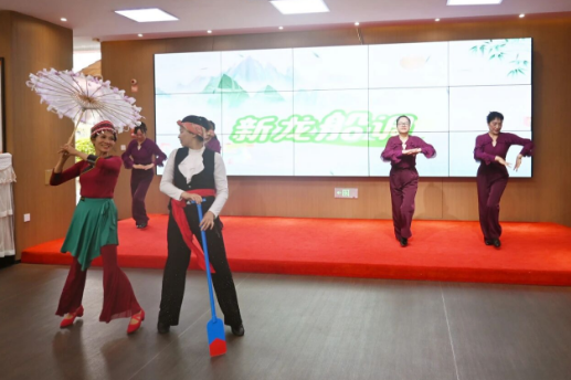 寿星派对狂欢曲：爷爷奶奶的甜蜜生日趴！