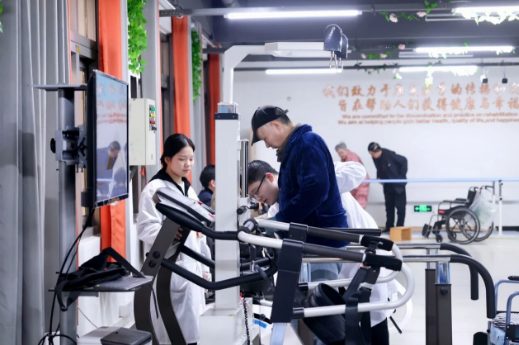 国德养老位列2025中国康养产业运营商综合实力TOP 21