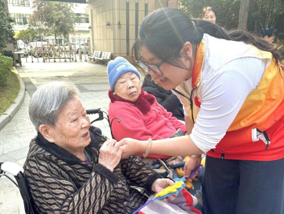 在国德，护理型长者的养老时光，也理应有风、有阳光、有欢笑的形状！