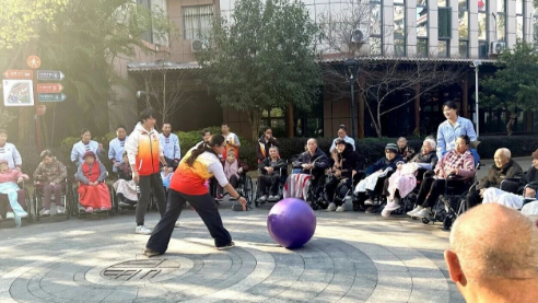 在国德，护理型长者的养老时光，也理应有风、有阳光、有欢笑的形状！