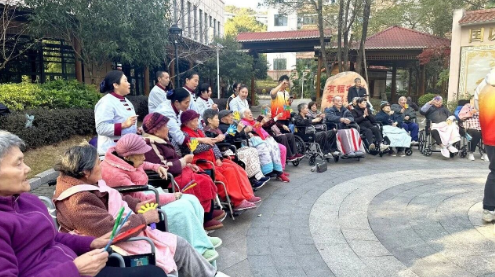 在国德，护理型长者的养老时光，也理应有风、有阳光、有欢笑的形状！