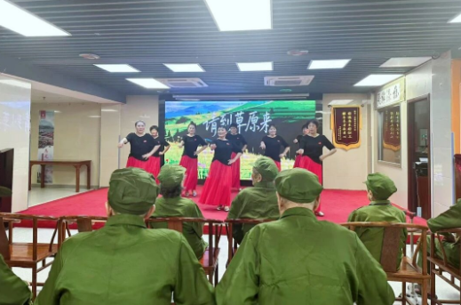 2025国德养老年度精彩收官丨12个月的陪伴,一整年的温暖 2025国德养老年度精彩收官丨12个月的陪伴,一整年的温暖