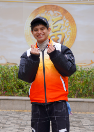 【YOUNG】8名18岁留学生来国德，陪爷爷奶奶过大年！