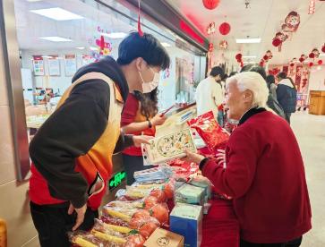 马年闹元宵｜国德“夕阳天团”C位走秀，中外碰撞解锁节日新花样