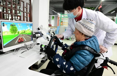 关注两会！国德养老助力晚年生活，从“有”到“优”！