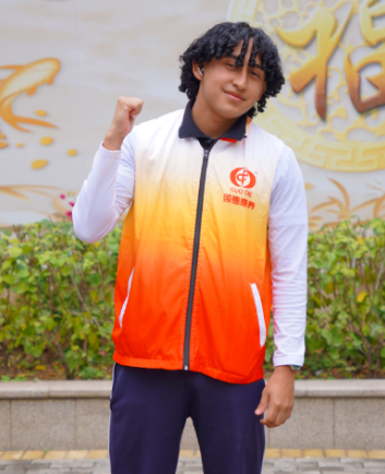 【YOUNG】8名18岁留学生来国德，陪爷爷奶奶过大年！