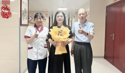 这是一个八旬长者与国德养老院的“融冰”故事！