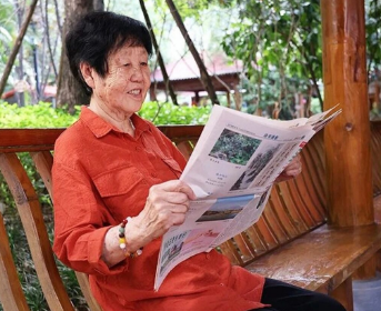 初心不打烊，国德八旬“元气奶奶”解锁“退休新剧本”，用热爱点亮每一寸时光