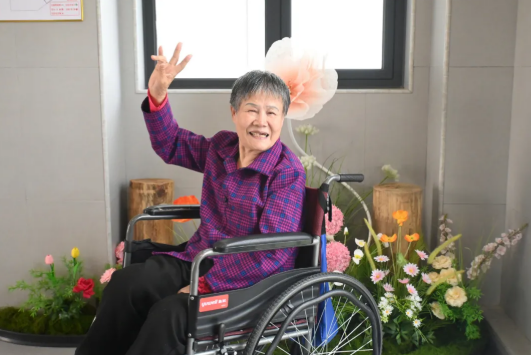 不必下楼，也能遇见春天——国德康养中心的“楼层花园”火了！