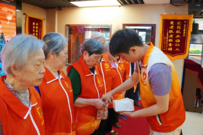 银发映春赴志愿 国德长者晒出三月暖心“成绩单”