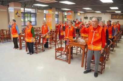 银发映春赴志愿 国德长者晒出三月暖心“成绩单”