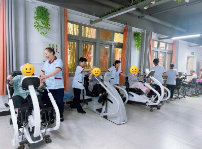 还在谈“院”色变吗？别让“刻板印象”困住父母的晚年！