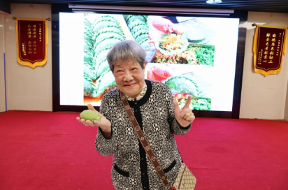 一粿一蛋一清明，国德长者乐享民俗暖时光