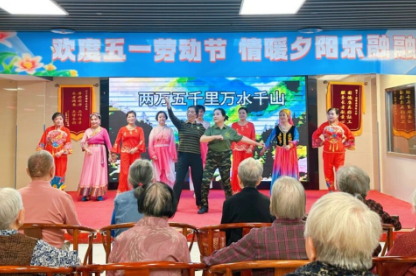假期结束，余音未了——国德院里的掌声和歌声还在继续
