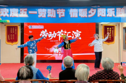 假期结束，余音未了——国德院里的掌声和歌声还在继续