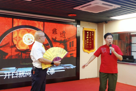 党旗映银发 温情暖康养！以党建温度点亮最美夕阳红