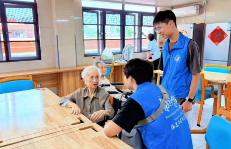 暑假解锁新玩法!以少年热忱,装点康养朝夕 暑假解锁新玩法!以少年热忱,装点康养朝夕