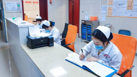 福州高温“烤”验下，国德如何让长者清凉度夏？